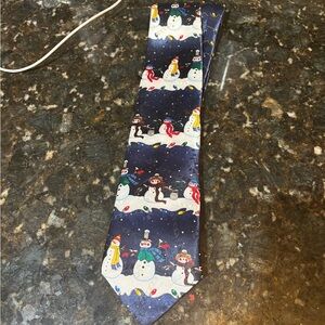Hallmark Men’s Holiday Tie!